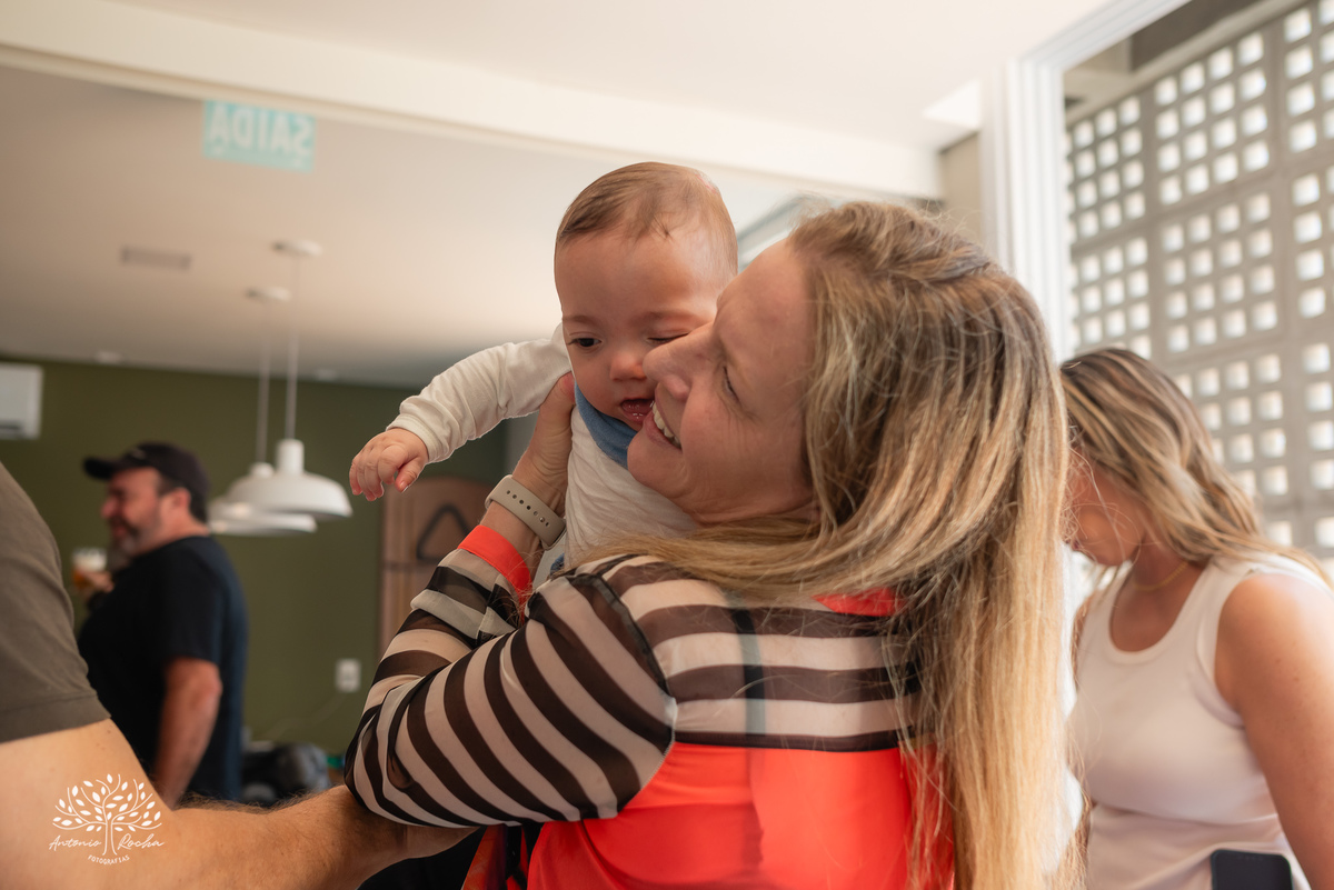 batizado - Léo - Pelotas - Rio de Janeiro - família - reencontro - cerimônia - Seminário São Francisco de Paula - sábado ensolarado - churrasco - veranico - chopp - música - alegria - memórias - fotografia de batizado - Antonio Rocha Fotografias - Pelotas