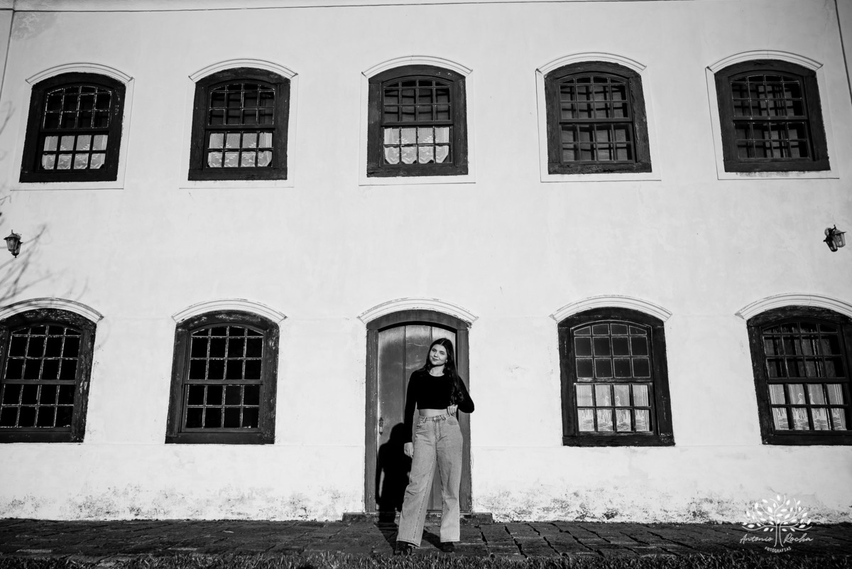 ensaio externo de 15 anos - Bruna - conexão com a natureza - fotos com égua - pré-festa de debutante - fotografia ao ar livre - céu azul  - celebração de 15 anos - Antonio Rocha Fotografias - São Lourenço do Sul - Pelotas - Festa de 15 anos - Debutante