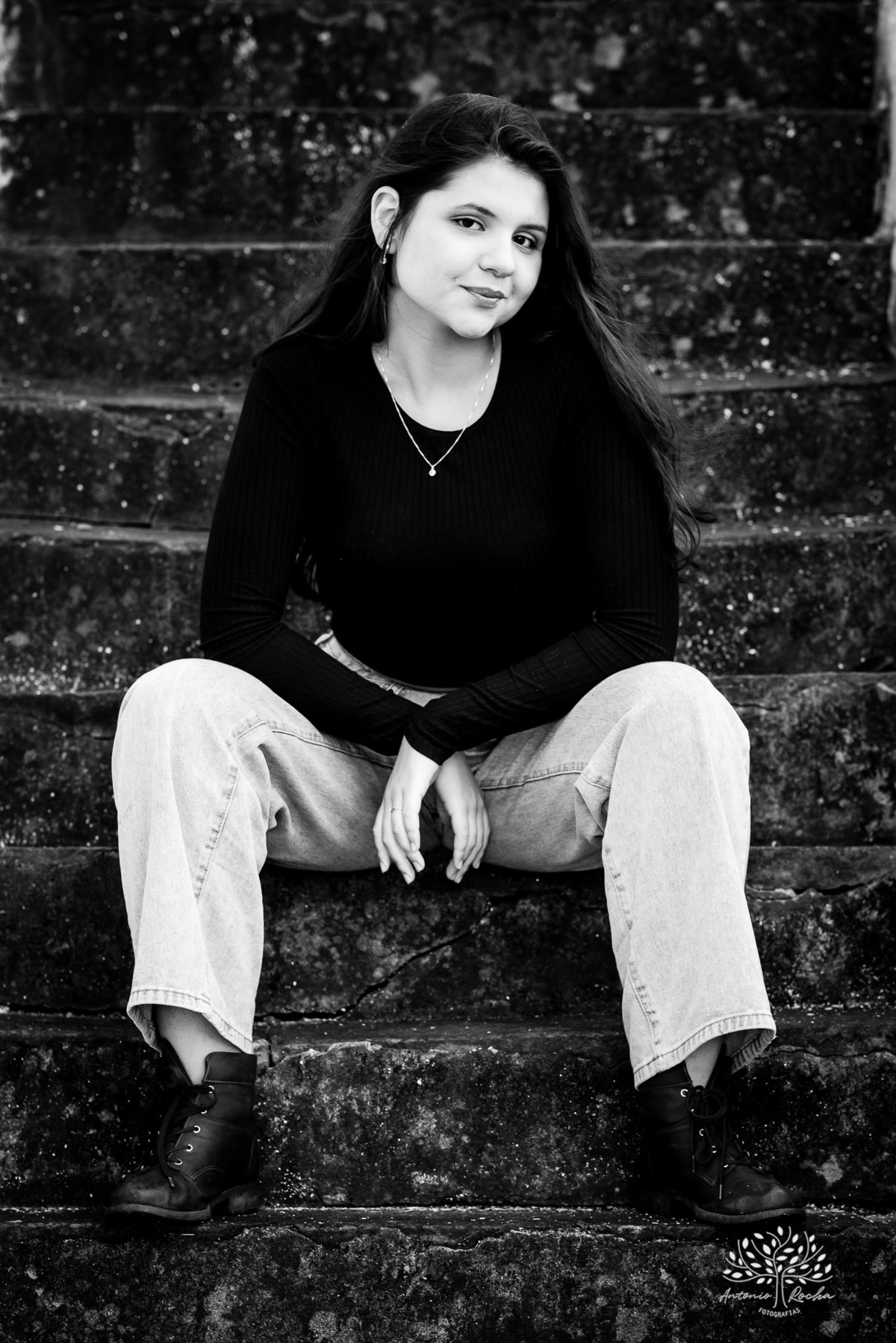 ensaio externo de 15 anos - Bruna - conexão com a natureza - fotos com égua - pré-festa de debutante - fotografia ao ar livre - céu azul  - celebração de 15 anos - Antonio Rocha Fotografias - São Lourenço do Sul - Pelotas - Festa de 15 anos - Debutante