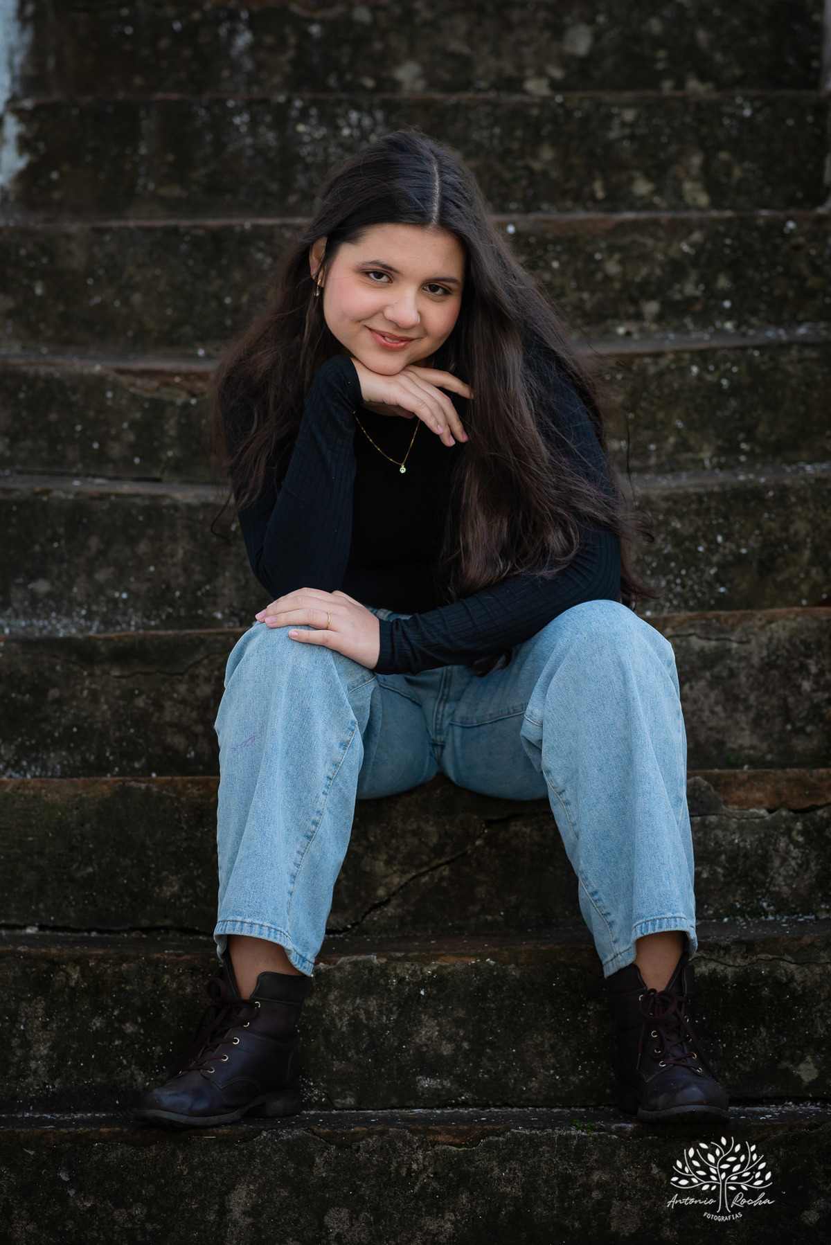 ensaio externo de 15 anos - Bruna - conexão com a natureza - fotos com égua - pré-festa de debutante - fotografia ao ar livre - céu azul  - celebração de 15 anos - Antonio Rocha Fotografias - São Lourenço do Sul - Pelotas - Festa de 15 anos - Debutante