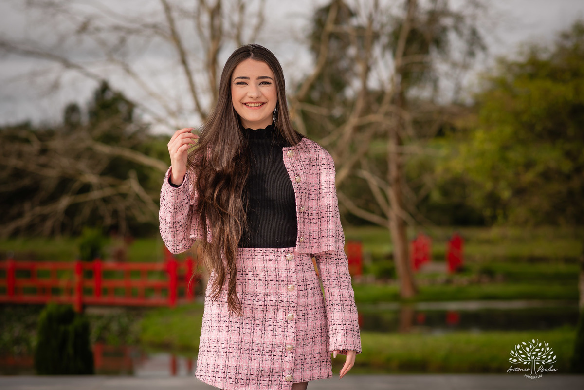 ensaio de 15 anos - fotografia de debutante - Ana Julia - violão José Bezerra - chácara da família Fiss - vestido de princesa - fotos de 15 anos - Antonio Rocha Fotografias -  memórias de 15 anos - sessão de fotos - Pelotas - Ensaio Externo - Cabine