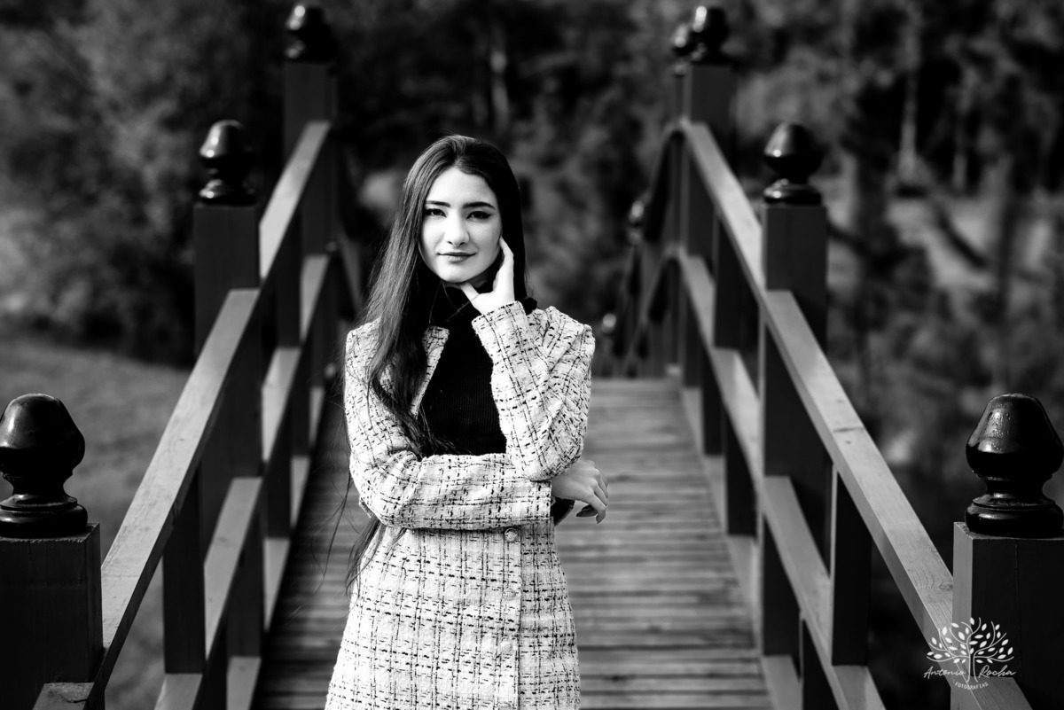 ensaio de 15 anos - fotografia de debutante - Ana Julia - violão José Bezerra - chácara da família Fiss - vestido de princesa - fotos de 15 anos - Antonio Rocha Fotografias -  memórias de 15 anos - sessão de fotos - Pelotas - Ensaio Externo - Cabine