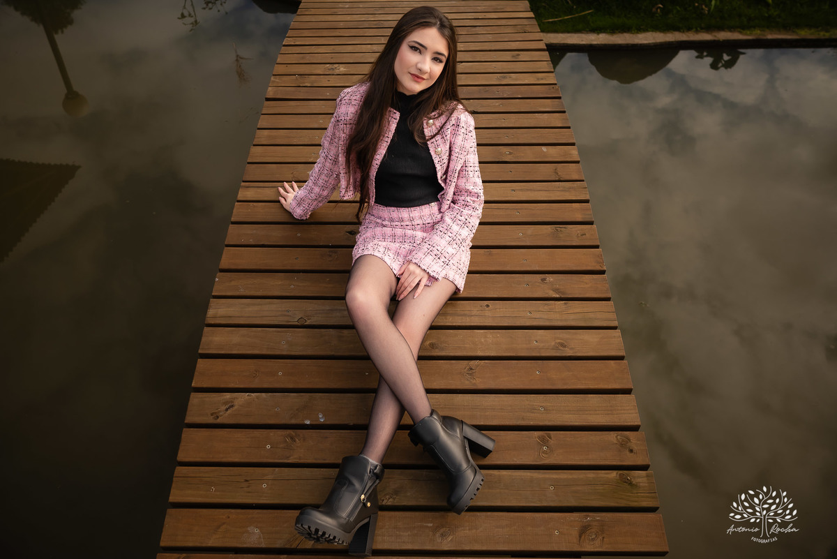 ensaio de 15 anos - fotografia de debutante - Ana Julia - violão José Bezerra - chácara da família Fiss - vestido de princesa - fotos de 15 anos - Antonio Rocha Fotografias -  memórias de 15 anos - sessão de fotos - Pelotas - Ensaio Externo - Cabine