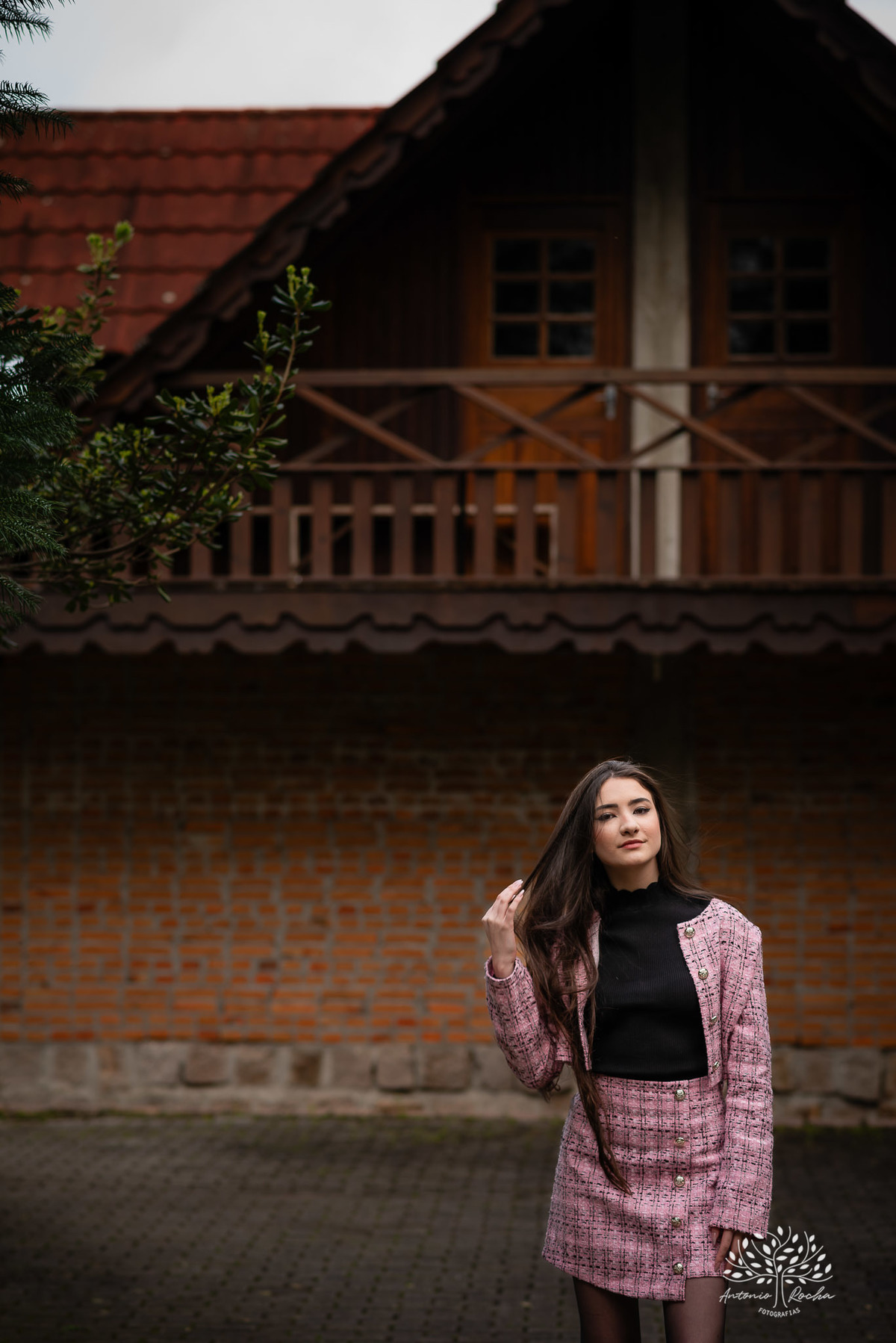 ensaio de 15 anos - fotografia de debutante - Ana Julia - violão José Bezerra - chácara da família Fiss - vestido de princesa - fotos de 15 anos - Antonio Rocha Fotografias -  memórias de 15 anos - sessão de fotos - Pelotas - Ensaio Externo - Cabine