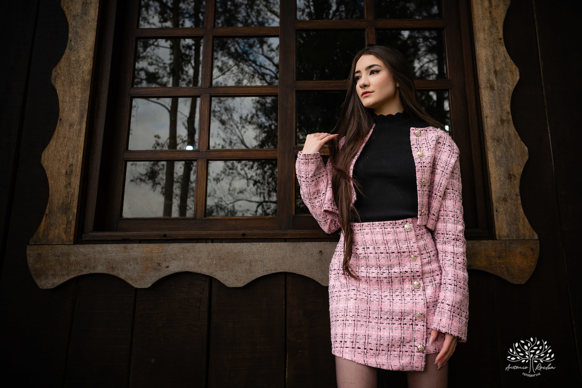 ensaio de 15 anos - fotografia de debutante - Ana Julia - violão José Bezerra - chácara da família Fiss - vestido de princesa - fotos de 15 anos - Antonio Rocha Fotografias -  memórias de 15 anos - sessão de fotos - Pelotas - Ensaio Externo - Cabine