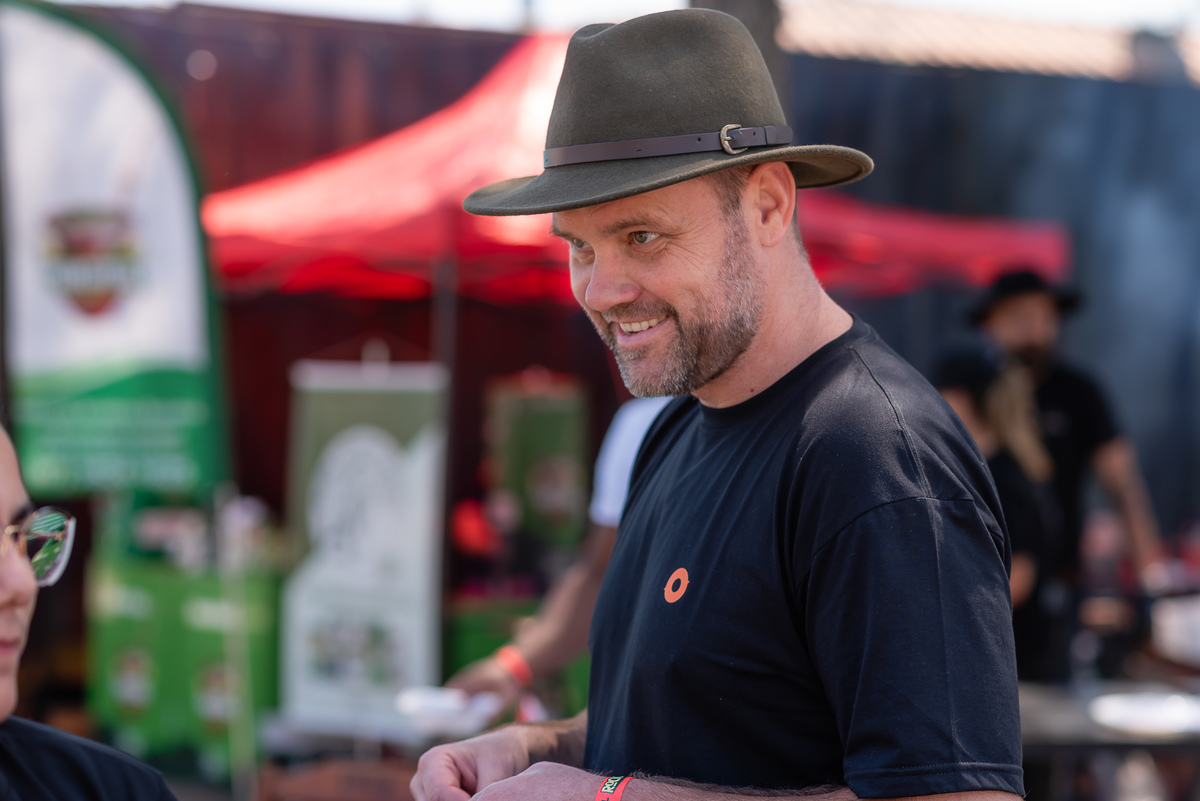 café - rock - churrasco - Café 35 - Pelotas - 110 anos - música - Brasa Negra - Deck da Lagoa - tradição - amigos - zoz - fotografia - Antonio Rocha Fotografias - Castro - Maximize - BestBeef - Festival de Aniversário - Corporativo - Evento Empresa