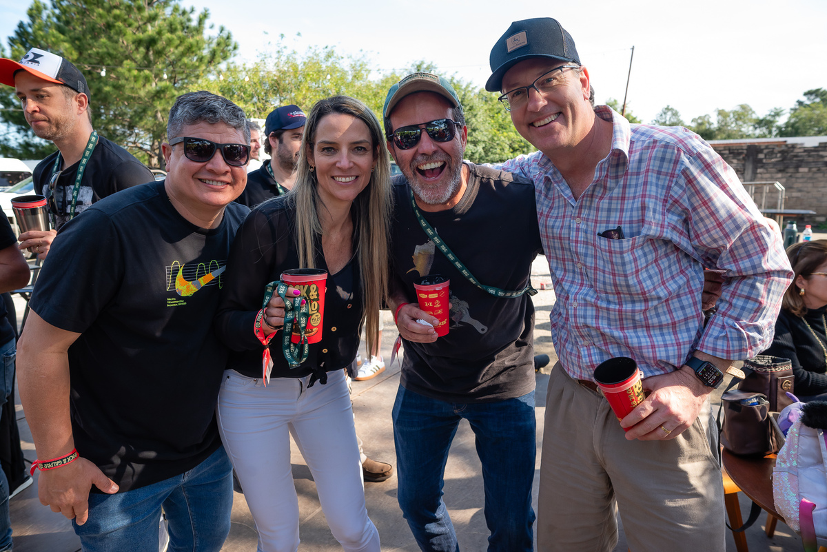 café - rock - churrasco - Café 35 - Pelotas - 110 anos - música - Brasa Negra - Deck da Lagoa - tradição - amigos - zoz - fotografia - Antonio Rocha Fotografias - Castro - Maximize - BestBeef - Festival de Aniversário - Corporativo - Evento Empresa