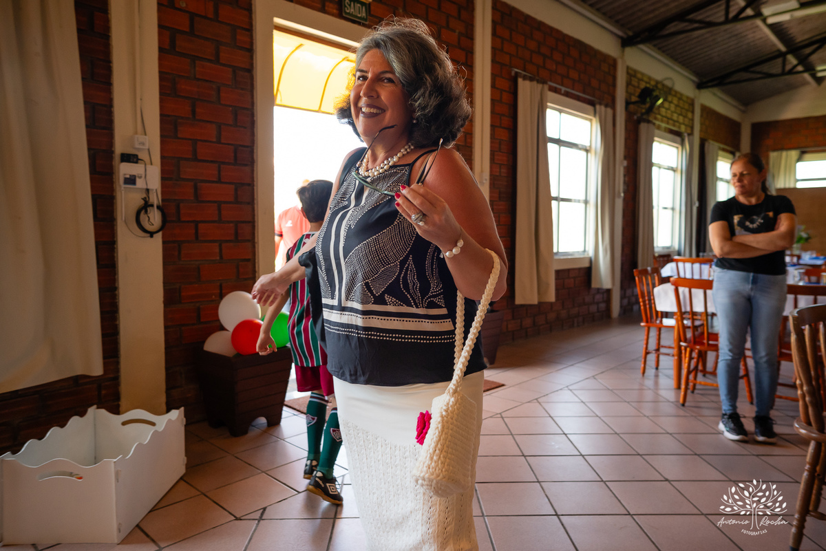 festa - 8 anos - Pedro - diversão - sol - brincadeiras - balanço - futebol - bexigas - guerra de água - poça d'água - almoço especial - carinho - família - amigos - sorriso - Parabéns Gaúcho - carioca - gauchinho - Antonio Rocha Fotografias - Pelotas