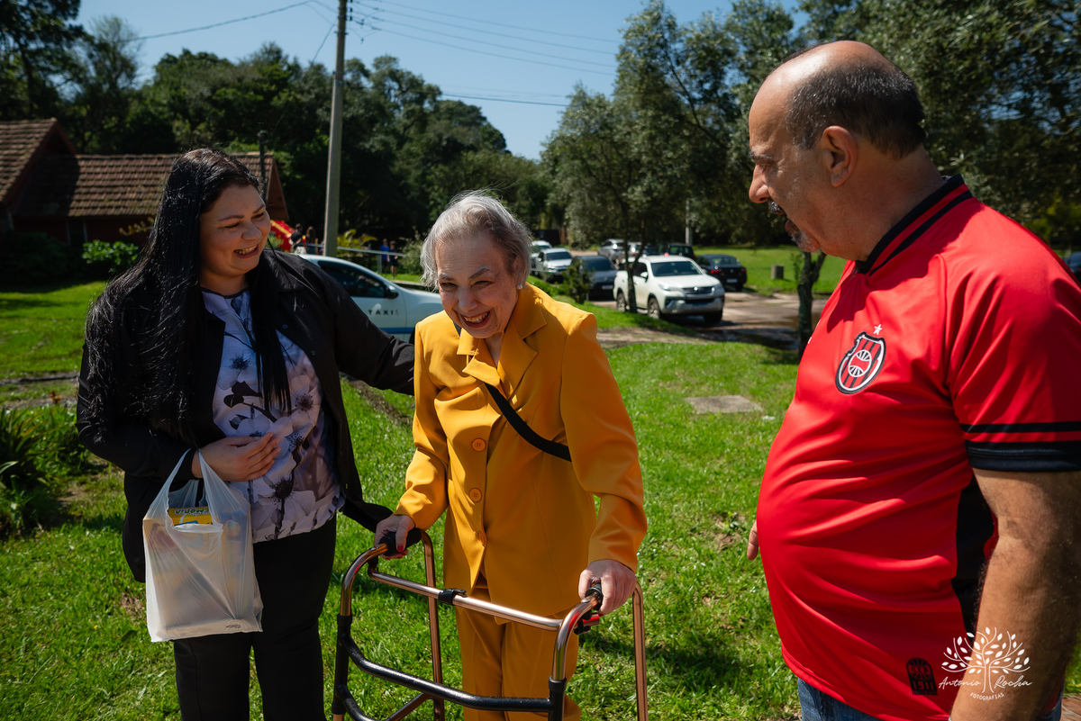 festa - 8 anos - Pedro - diversão - sol - brincadeiras - balanço - futebol - bexigas - guerra de água - poça d'água - almoço especial - carinho - família - amigos - sorriso - Parabéns Gaúcho - carioca - gauchinho - Antonio Rocha Fotografias - Pelotas