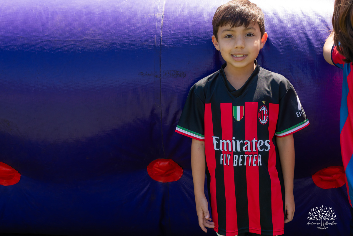 festa - 8 anos - Pedro - diversão - sol - brincadeiras - balanço - futebol - bexigas - guerra de água - poça d'água - almoço especial - carinho - família - amigos - sorriso - Parabéns Gaúcho - carioca - gauchinho - Antonio Rocha Fotografias - Pelotas