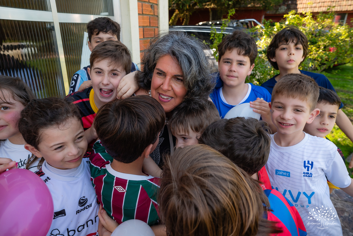 festa - 8 anos - Pedro - diversão - sol - brincadeiras - balanço - futebol - bexigas - guerra de água - poça d'água - almoço especial - carinho - família - amigos - sorriso - Parabéns Gaúcho - carioca - gauchinho - Antonio Rocha Fotografias - Pelotas