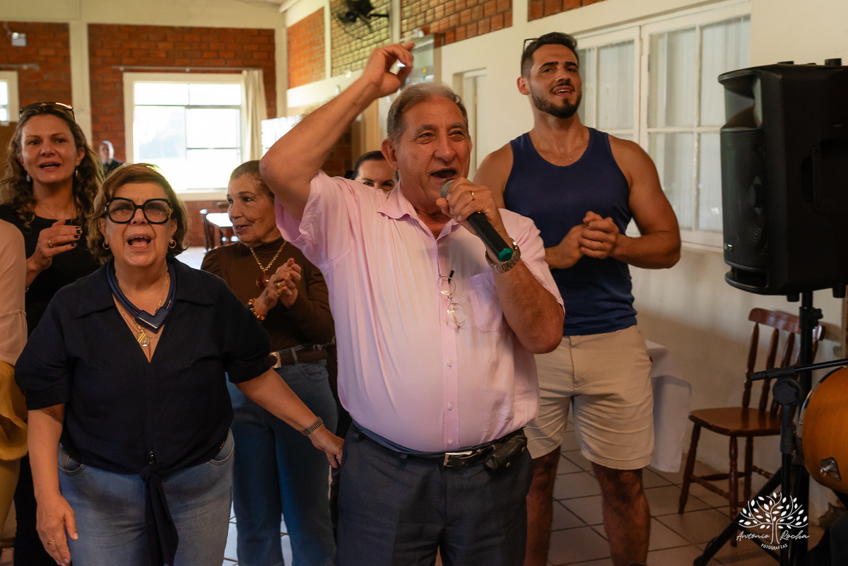 festa - 8 anos - Pedro - diversão - sol - brincadeiras - balanço - futebol - bexigas - guerra de água - poça d'água - almoço especial - carinho - família - amigos - sorriso - Parabéns Gaúcho - carioca - gauchinho - Antonio Rocha Fotografias - Pelotas