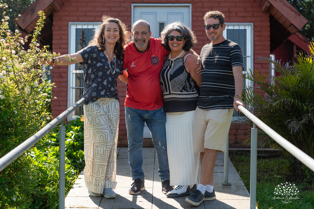 festa - 8 anos - Pedro - diversão - sol - brincadeiras - balanço - futebol - bexigas - guerra de água - poça d'água - almoço especial - carinho - família - amigos - sorriso - Parabéns Gaúcho - carioca - gauchinho - Antonio Rocha Fotografias - Pelotas