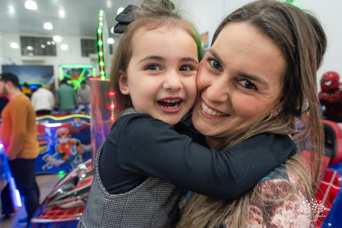 primeiro aninho - festa infantil - Maria Eduarda - família - amigos - aniversário temático - fotografia de aniversário - banda ao vivo - playground infantil - decoração Minnie - Antonio Rocha Fotografias - salão Loly Pop - celebração em família - Pelotas