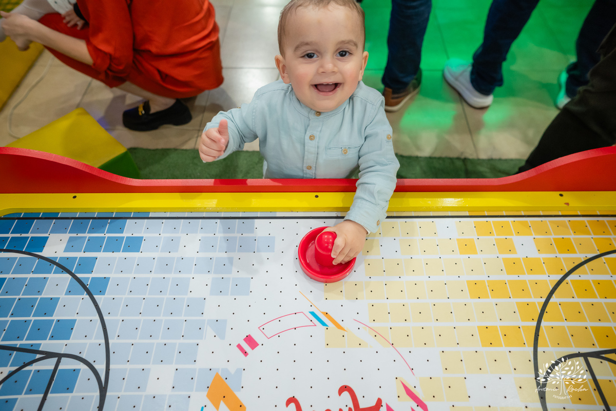 primeiro aninho - festa infantil - Maria Eduarda - família - amigos - aniversário temático - fotografia de aniversário - banda ao vivo - playground infantil - decoração Minnie - Antonio Rocha Fotografias - salão Loly Pop - celebração em família - Pelotas