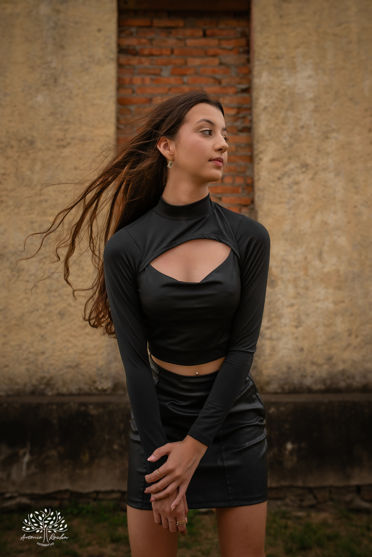 Ensaio de 15 anos - Antonielly - São Lourenço do Sul - Consulado do Grêmio - Fotografia de debutante - Fotógrafo Antonio Rocha - Paixão por futebol - Praia de São Lourenço - Debutante - Ensaio na praia - Ensaio de 15 anos - Pelotas - Camisa time - 15 anos