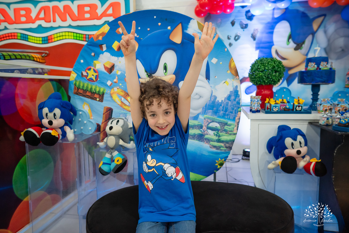 Rodrigo - aniversário - 7 anos - festa infantil - Sonic - fotos de aniversário - amigos - diversão - futebol - pipoca - algodão doce - momento especial - parabéns - família - registro fotográfico - Antonio Rocha Fotografias - Pelotas - Lanche Infantil