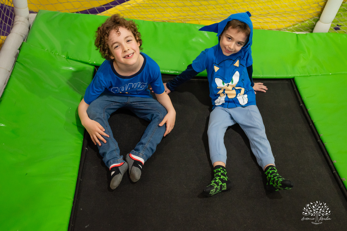 Rodrigo - aniversário - 7 anos - festa infantil - Sonic - fotos de aniversário - amigos - diversão - futebol - pipoca - algodão doce - momento especial - parabéns - família - registro fotográfico - Antonio Rocha Fotografias - Pelotas - Lanche Infantil