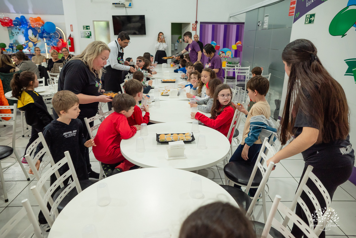 Rodrigo - aniversário - 7 anos - festa infantil - Sonic - fotos de aniversário - amigos - diversão - futebol - pipoca - algodão doce - momento especial - parabéns - família - registro fotográfico - Antonio Rocha Fotografias - Pelotas - Lanche Infantil