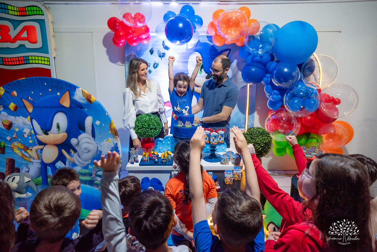 Rodrigo - aniversário - 7 anos - festa infantil - Sonic - fotos de aniversário - amigos - diversão - futebol - pipoca - algodão doce - momento especial - parabéns - família - registro fotográfico - Antonio Rocha Fotografias - Pelotas - Lanche Infantil