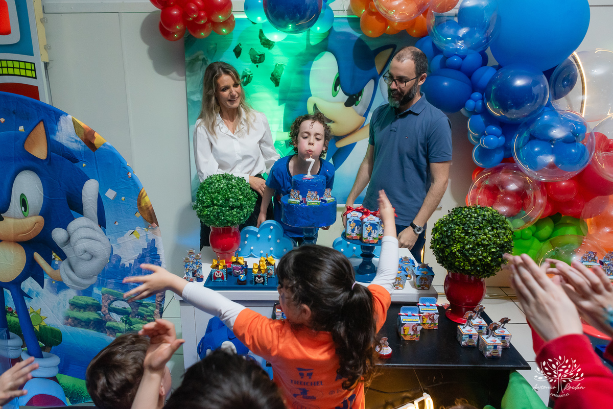 Rodrigo - aniversário - 7 anos - festa infantil - Sonic - fotos de aniversário - amigos - diversão - futebol - pipoca - algodão doce - momento especial - parabéns - família - registro fotográfico - Antonio Rocha Fotografias - Pelotas - Lanche Infantil