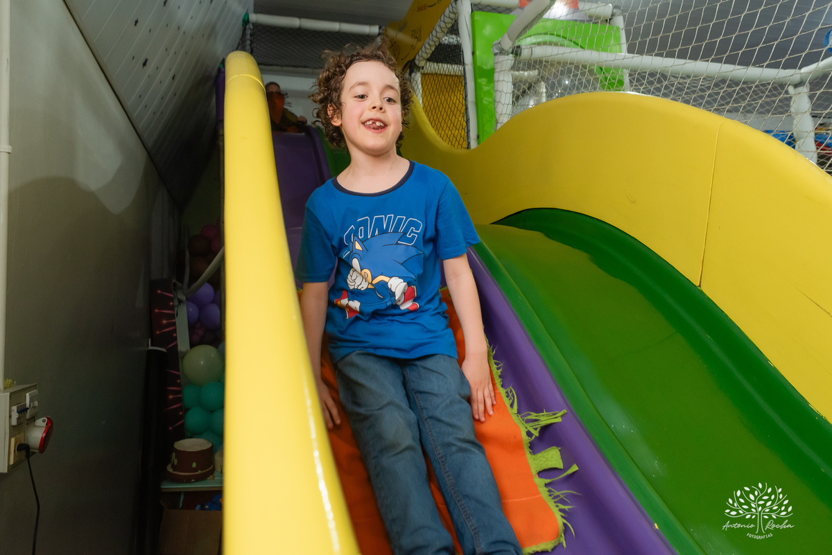 Rodrigo - aniversário - 7 anos - festa infantil - Sonic - fotos de aniversário - amigos - diversão - futebol - pipoca - algodão doce - momento especial - parabéns - família - registro fotográfico - Antonio Rocha Fotografias - Pelotas - Lanche Infantil