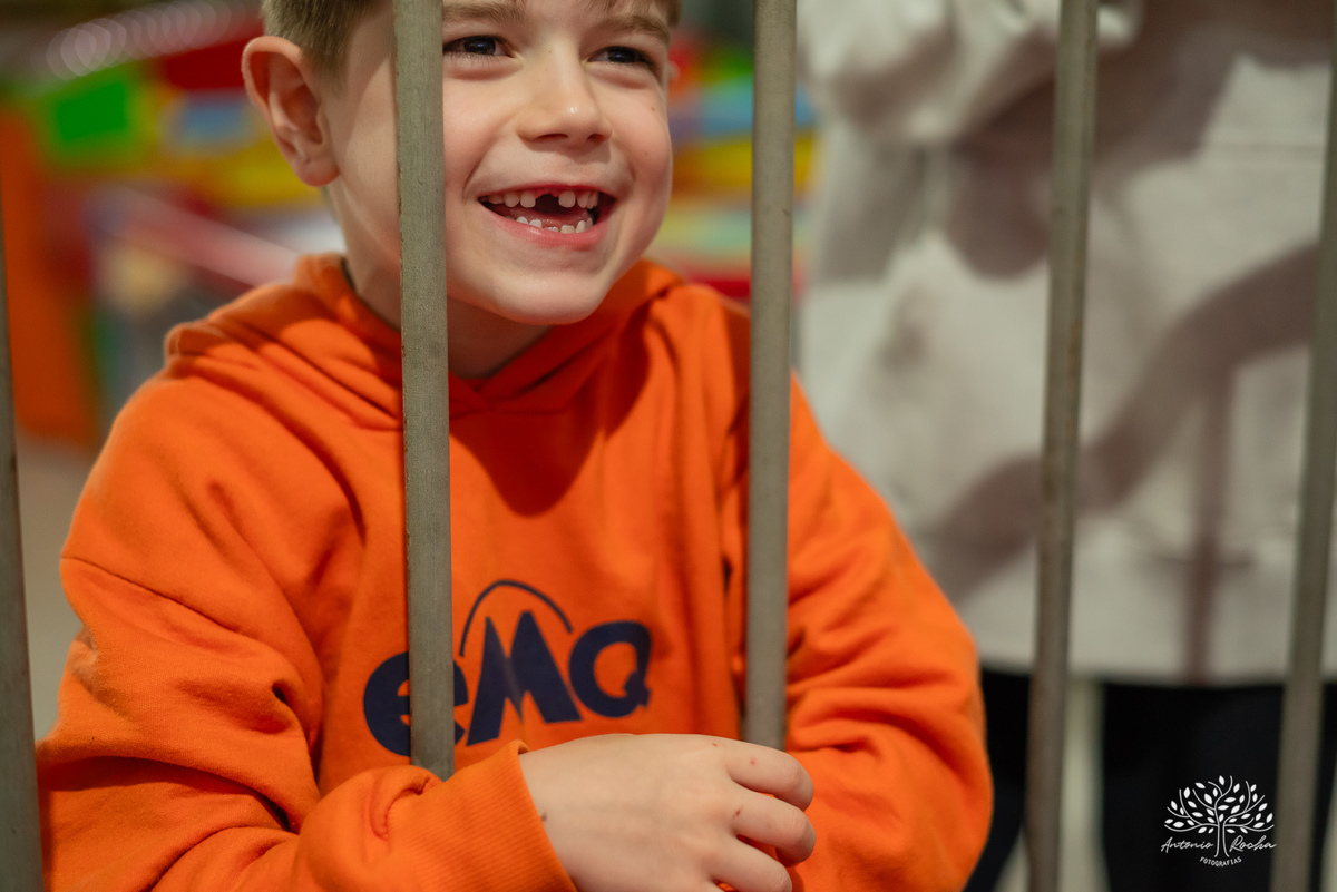 aniversário - 4 anos - Vicente - fotografia infantil - festa infantil - super-heróis - amigos - família -  -Pelotas - playground - Antônio Rocha Fotografias - registro de momentos - tio Guigui - Homem Aranha - Hulck - infância - Meu Herói