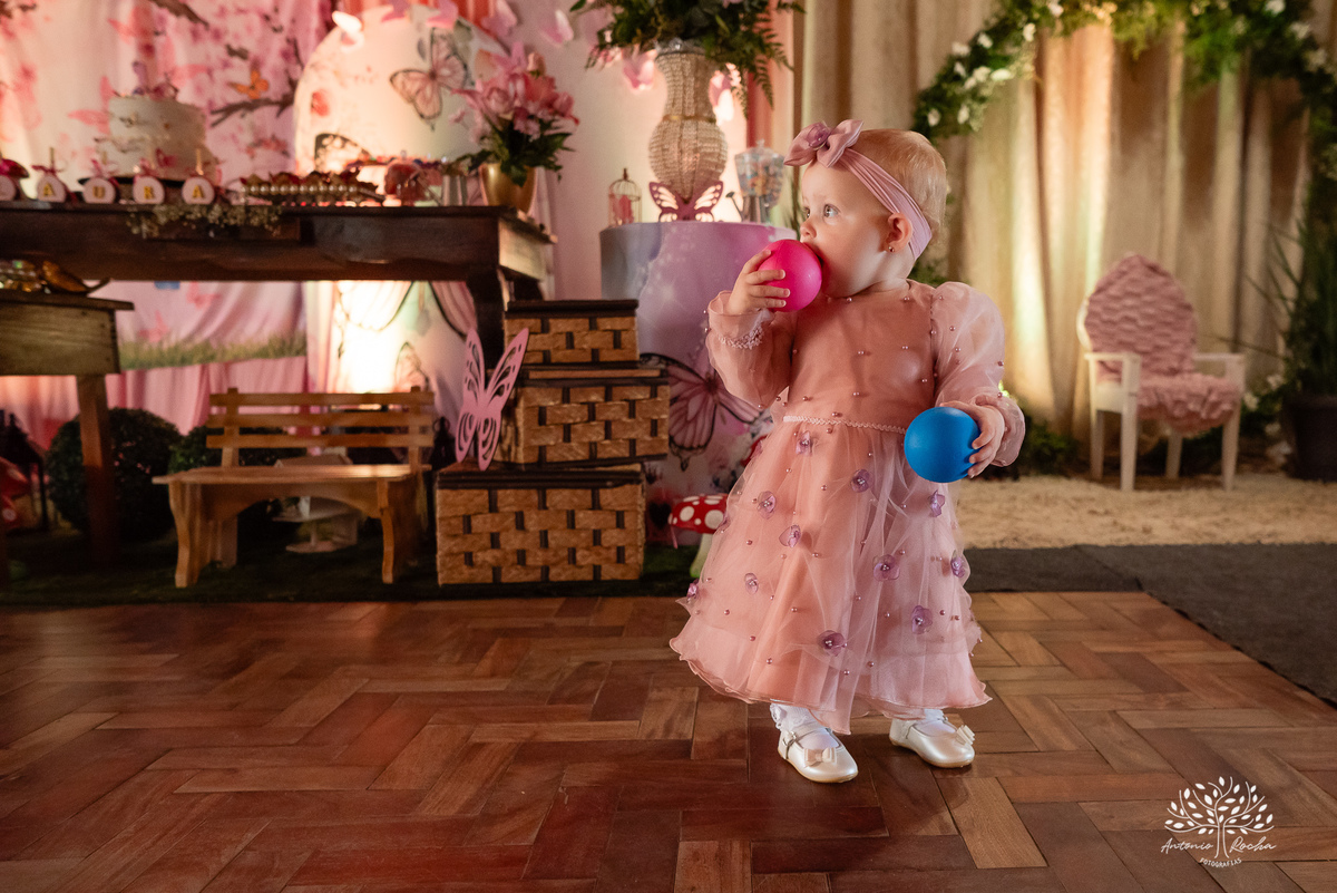 amor de mãe - conexão especial - primeiro aninho - Laura - fotografia infantil - Antonio Rocha Fotografias - estilo alemão - festa infantil – Cascata Doce Sabor - Salão Stark-  registro fotográfico - cascata de chocolates - café colonial - Pelotas