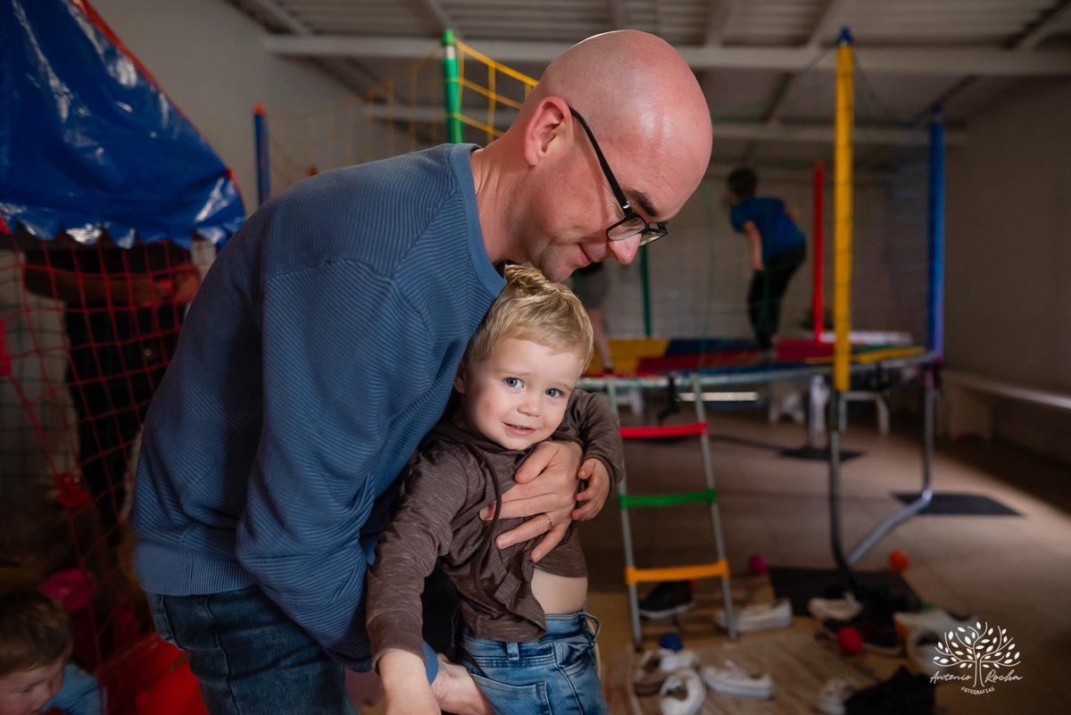 amor de mãe - conexão especial - primeiro aninho - Laura - fotografia infantil - Antonio Rocha Fotografias - estilo alemão - festa infantil – Cascata Doce Sabor - Salão Stark-  registro fotográfico - cascata de chocolates - café colonial - Pelotas