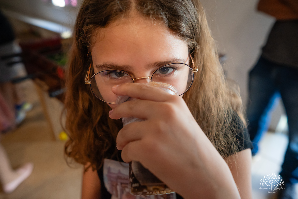amor de mãe - conexão especial - primeiro aninho - Laura - fotografia infantil - Antonio Rocha Fotografias - estilo alemão - festa infantil – Cascata Doce Sabor - Salão Stark-  registro fotográfico - cascata de chocolates - café colonial - Pelotas