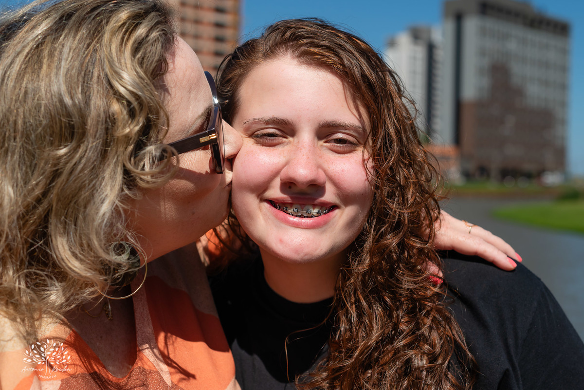 ensaio-de-15-anos - Ana-Carolina - Parque-Una - essência - personalidade - jovem - brincalhona - descolada - autênticos - memórias - espontaneidade - ensaio-personalizado - fotógrafia-de-15-anos  – Antonio Rocha Fotografias – Pelotas - Ensaio Externo