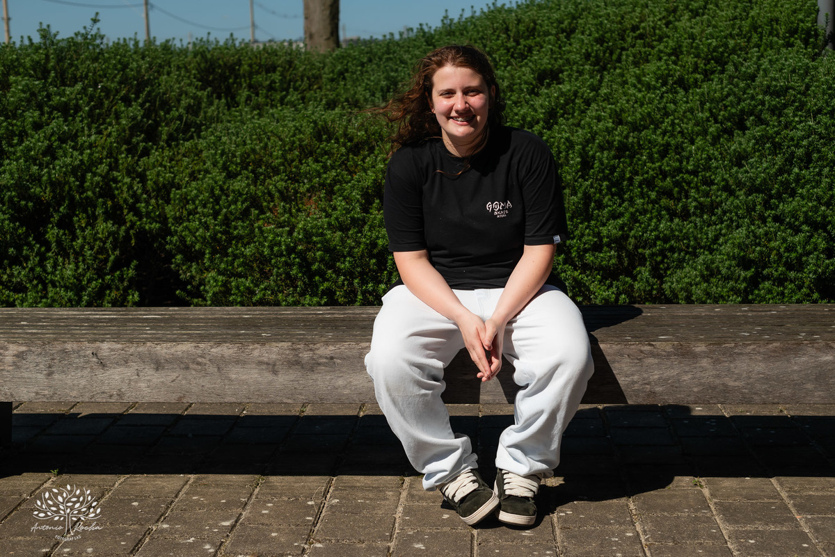 ensaio-de-15-anos - Ana-Carolina - Parque-Una - essência - personalidade - jovem - brincalhona - descolada - autênticos - memórias - espontaneidade - ensaio-personalizado - fotógrafia-de-15-anos  – Antonio Rocha Fotografias – Pelotas - Ensaio Externo