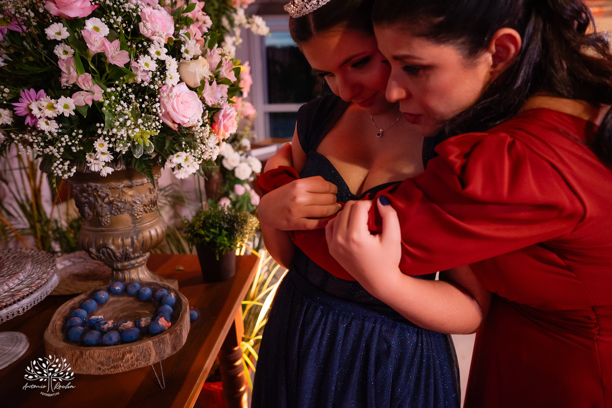 15 anos - Bruna - celebração - Day Spa - família - amigos - mesa de doces - emoções - dança - valsa - homenagens - festa - Antonio Rocha Fotografias - Fazenda do Sobrado - São Lourenço do Sul - Pelotas - Dj Guilherme - Vestido Debutante - Fotografia de 15