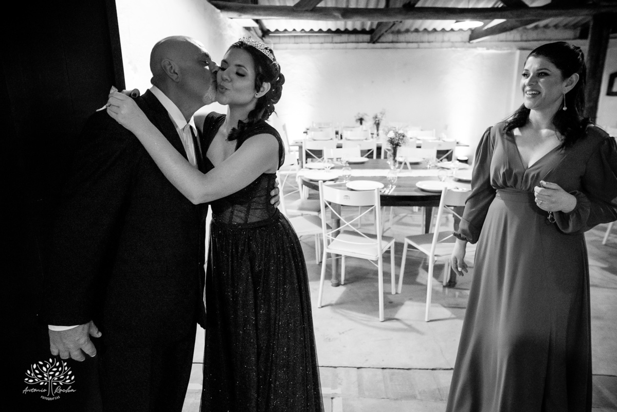 15 anos - Bruna - celebração - Day Spa - família - amigos - mesa de doces - emoções - dança - valsa - homenagens - festa - Antonio Rocha Fotografias - Fazenda do Sobrado - São Lourenço do Sul - Pelotas - Dj Guilherme - Vestido Debutante - Fotografia de 15