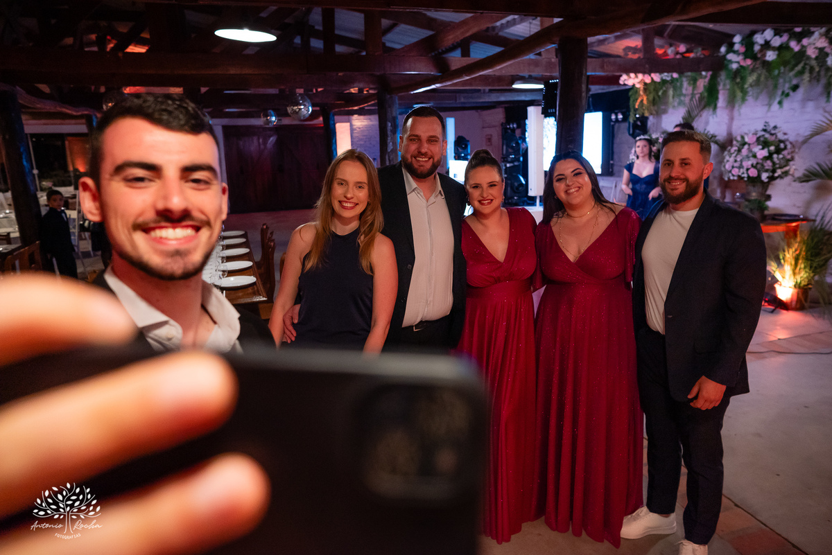 15 anos - Bruna - celebração - Day Spa - família - amigos - mesa de doces - emoções - dança - valsa - homenagens - festa - Antonio Rocha Fotografias - Fazenda do Sobrado - São Lourenço do Sul - Pelotas - Dj Guilherme - Vestido Debutante - Fotografia de 15