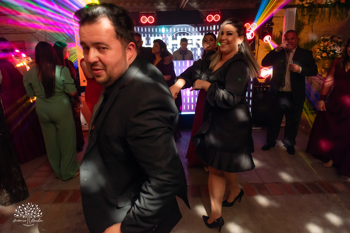 15 anos - Bruna - celebração - Day Spa - família - amigos - mesa de doces - emoções - dança - valsa - homenagens - festa - Antonio Rocha Fotografias - Fazenda do Sobrado - São Lourenço do Sul - Pelotas - Dj Guilherme - Vestido Debutante - Fotografia de 15