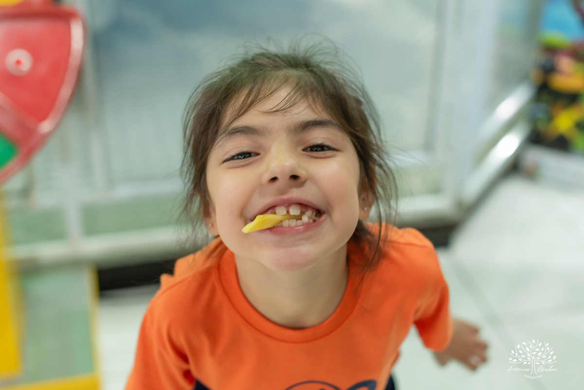 fotografia de aniversário - festa infantil - registro de momentos - aniversário do Theo - tema Michael Jackson - fotógrafo profissional - Antonio Rocha Fotografias - Pelotas - fotografia de evento - Tio Guigui - salão de festas playground - rei do pop