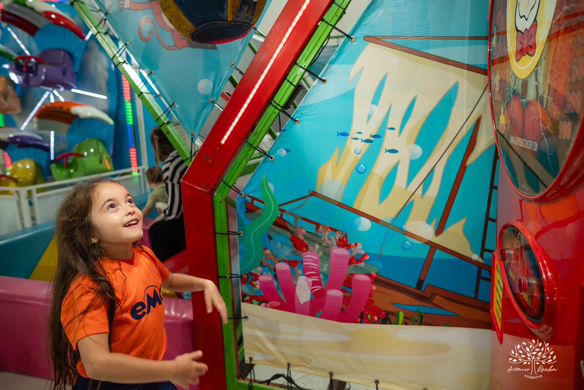 fotografia de aniversário - festa infantil - registro de momentos - aniversário do Theo - tema Michael Jackson - fotógrafo profissional - Antonio Rocha Fotografias - Pelotas - fotografia de evento - Tio Guigui - salão de festas playground - rei do pop