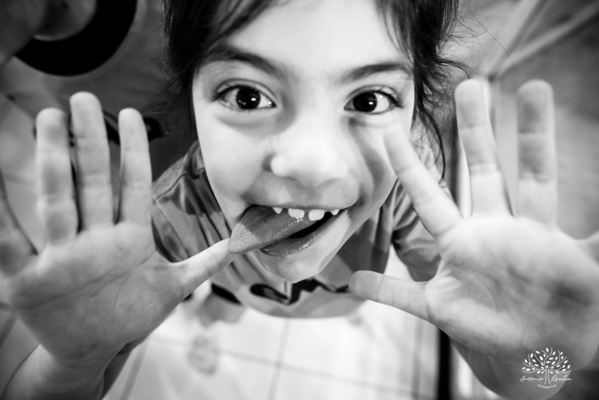 fotografia de aniversário - festa infantil - registro de momentos - aniversário do Theo - tema Michael Jackson - fotógrafo profissional - Antonio Rocha Fotografias - Pelotas - fotografia de evento - Tio Guigui - salão de festas playground - rei do pop