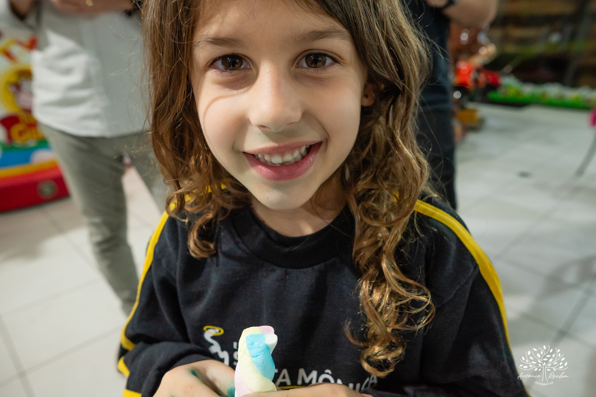 fotografia de aniversário - festa infantil - registro de momentos - aniversário do Theo - tema Michael Jackson - fotógrafo profissional - Antonio Rocha Fotografias - Pelotas - fotografia de evento - Tio Guigui - salão de festas playground - rei do pop