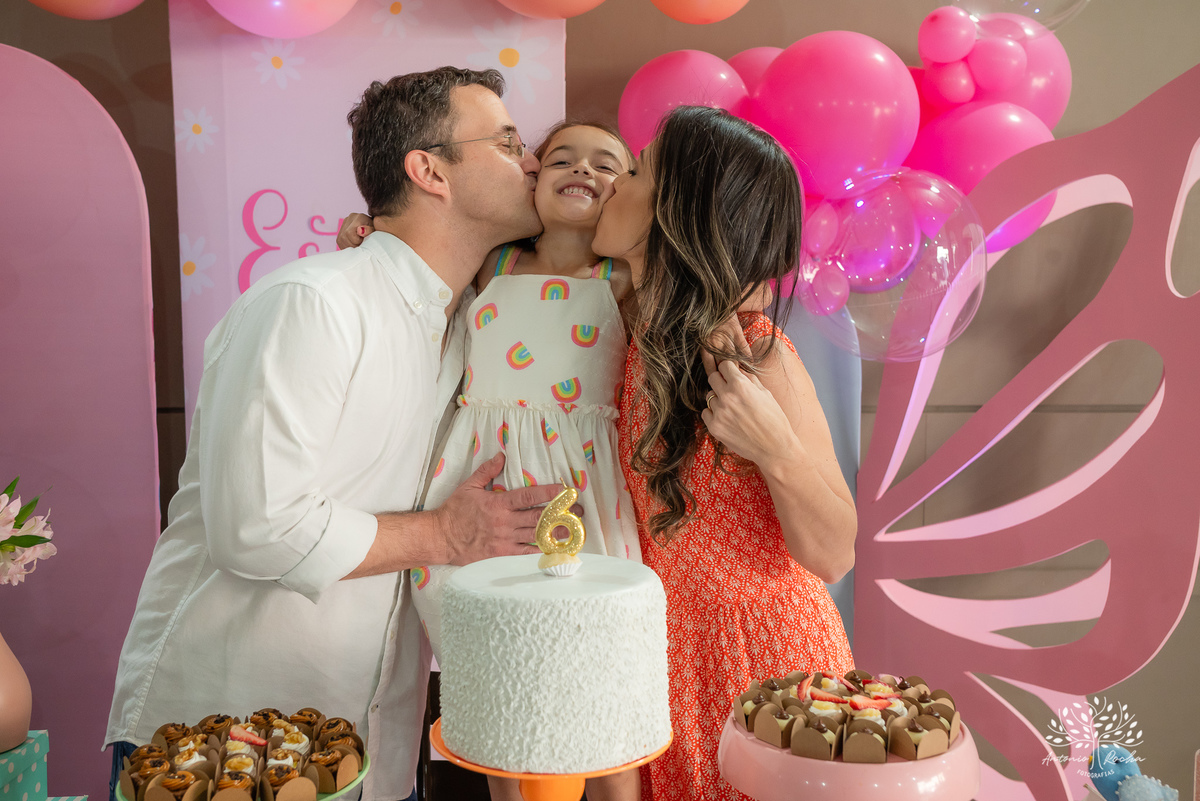 Estherzinha - festa - 6 anos - celebração - alegria - TIo Guigui - amigos - família - Monster High - dançar - Borboletas - brincadeiras - carinho - memórias - docinhos - aniversário - Antonio Rocha Fotografias - Renata Dalbann -Pelotas - Jardim - Esther