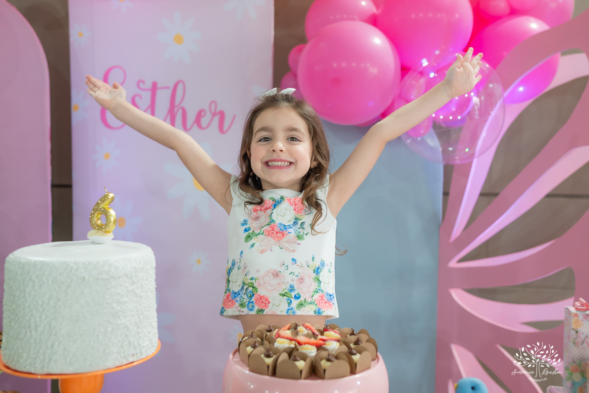 Estherzinha - festa - 6 anos - celebração - alegria - TIo Guigui - amigos - família - Monster High - dançar - Borboletas - brincadeiras - carinho - memórias - docinhos - aniversário - Antonio Rocha Fotografias - Renata Dalbann -Pelotas - Jardim - Esther