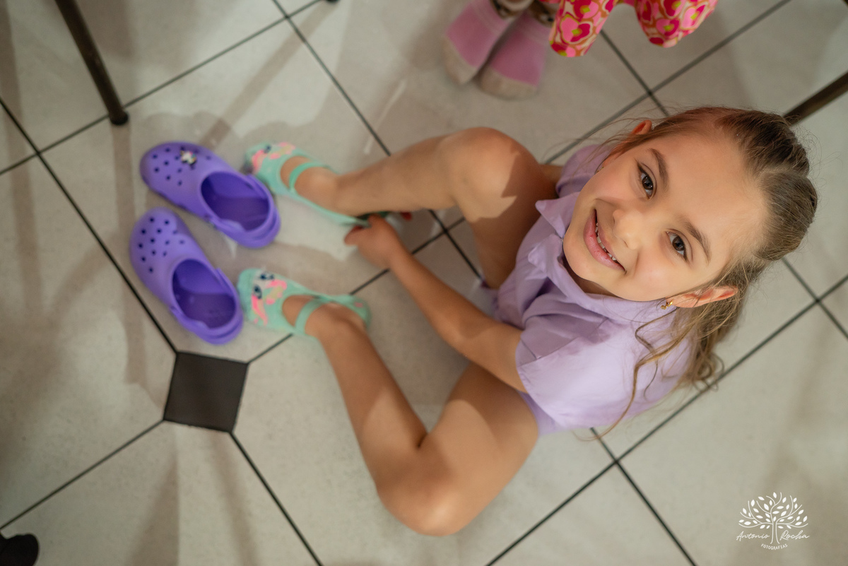 Estherzinha - festa - 6 anos - celebração - alegria - TIo Guigui - amigos - família - Monster High - dançar - Borboletas - brincadeiras - carinho - memórias - docinhos - aniversário - Antonio Rocha Fotografias - Renata Dalbann -Pelotas - Jardim - Esther