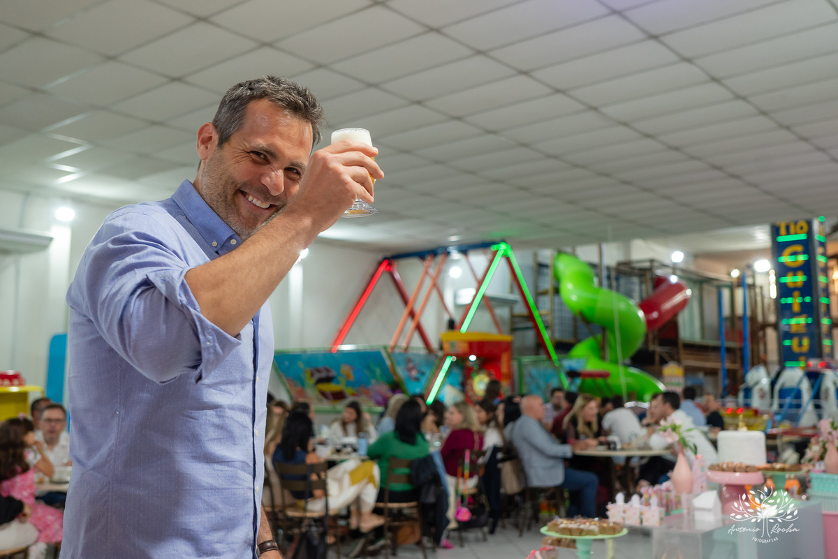 Estherzinha - festa - 6 anos - celebração - alegria - TIo Guigui - amigos - família - Monster High - dançar - Borboletas - brincadeiras - carinho - memórias - docinhos - aniversário - Antonio Rocha Fotografias - Renata Dalbann -Pelotas - Jardim - Esther