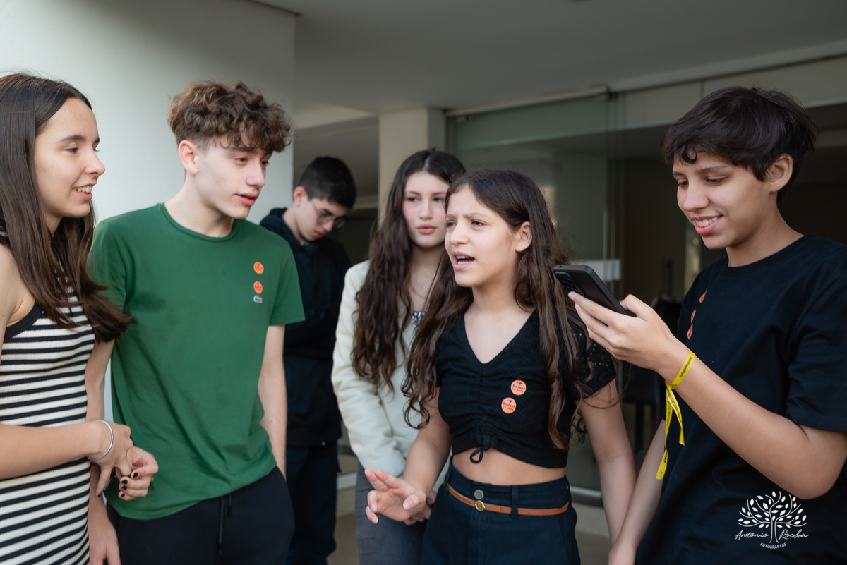  festa de 15 anos - celebração íntima - aniversário do Rafael - fotografia de eventos - Antonio Rocha Fotografias - Renata Dalbann - família e amigos - Arte em Decorar - personalizados de festa - momentos inesquecíveis - Pelotas - Quinze Anos de Menino