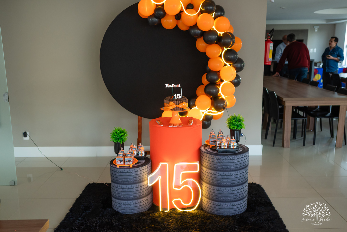  festa de 15 anos - celebração íntima - aniversário do Rafael - fotografia de eventos - Antonio Rocha Fotografias - Renata Dalbann - família e amigos - Arte em Decorar - personalizados de festa - momentos inesquecíveis - Pelotas - Quinze Anos de Menino