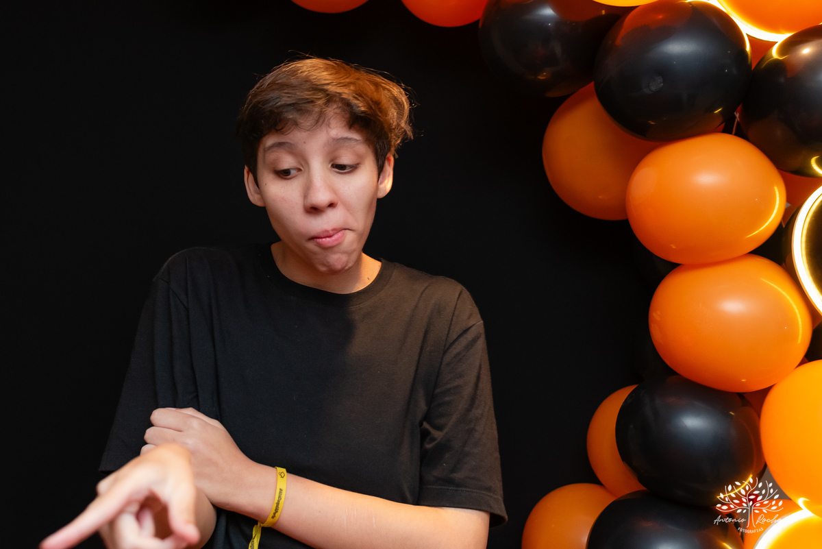  festa de 15 anos - celebração íntima - aniversário do Rafael - fotografia de eventos - Antonio Rocha Fotografias - Renata Dalbann - família e amigos - Arte em Decorar - personalizados de festa - momentos inesquecíveis - Pelotas - Quinze Anos de Menino