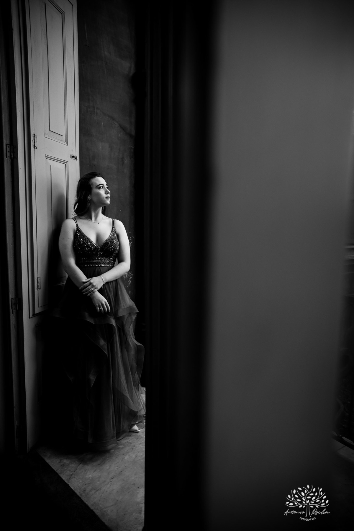 ensaios de 15 anos - fotografia de debutante - Museu do Doce - Pelotas - fotografia de aniversário - ensaio fotográfico personalizado - arquitetura histórica - luz natural - fotografia emocional - Antonio Rocha Fotografias - ensaio marcante- Quinze Anos