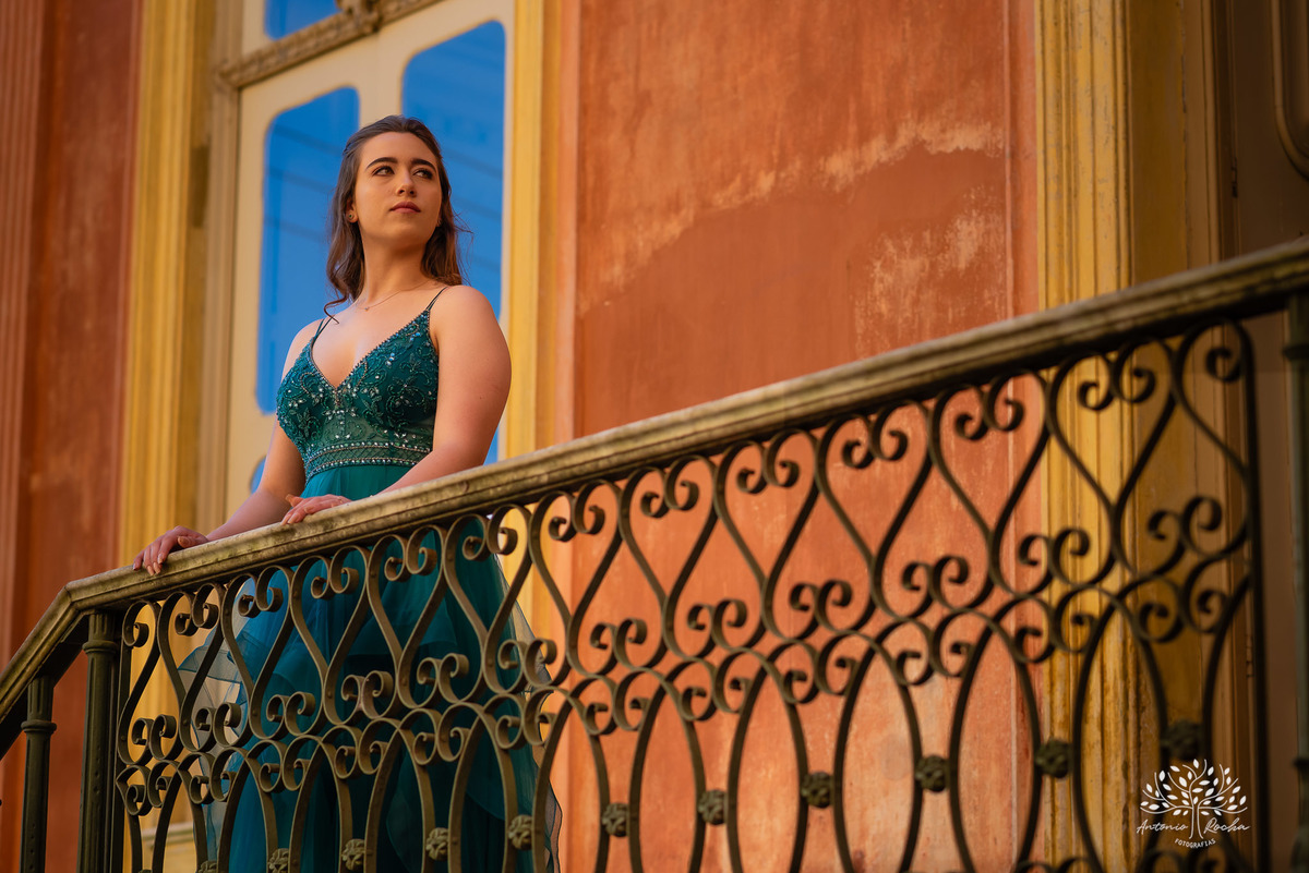ensaios de 15 anos - fotografia de debutante - Museu do Doce - Pelotas - fotografia de aniversário - ensaio fotográfico personalizado - arquitetura histórica - luz natural - fotografia emocional - Antonio Rocha Fotografias - ensaio marcante- Quinze Anos