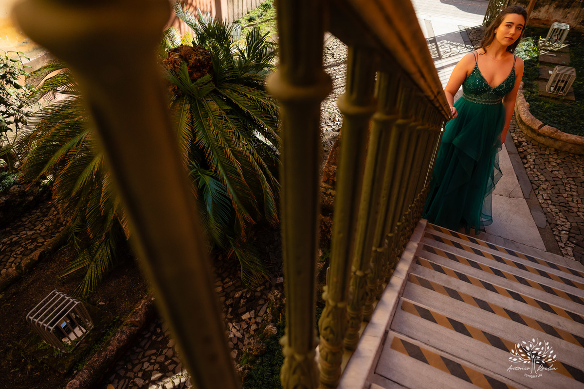 ensaios de 15 anos - fotografia de debutante - Museu do Doce - Pelotas - fotografia de aniversário - ensaio fotográfico personalizado - arquitetura histórica - luz natural - fotografia emocional - Antonio Rocha Fotografias - ensaio marcante- Quinze Anos
